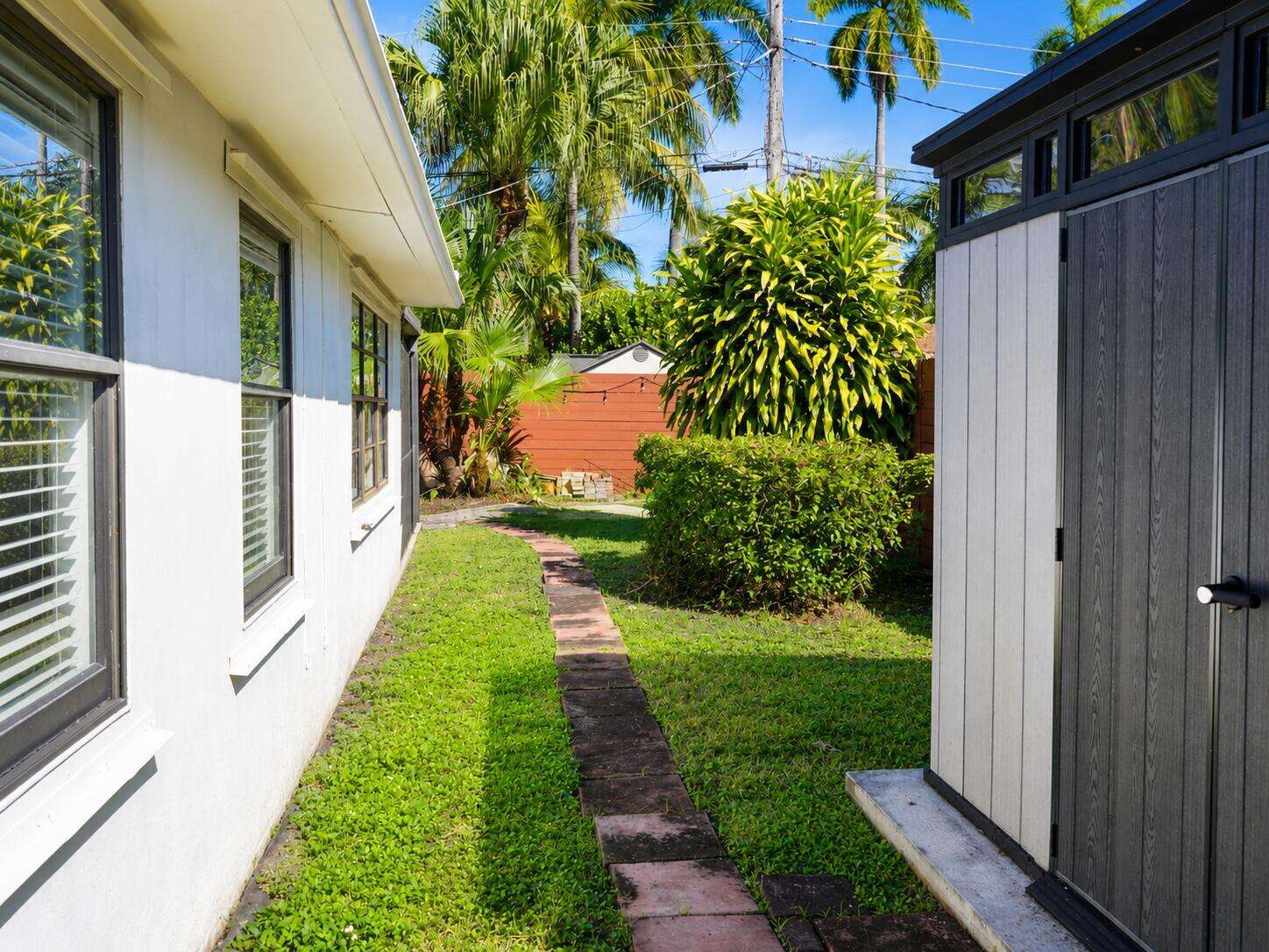 819 2nd, Hallandale Beach, FL 33009 - For Sale photo 15