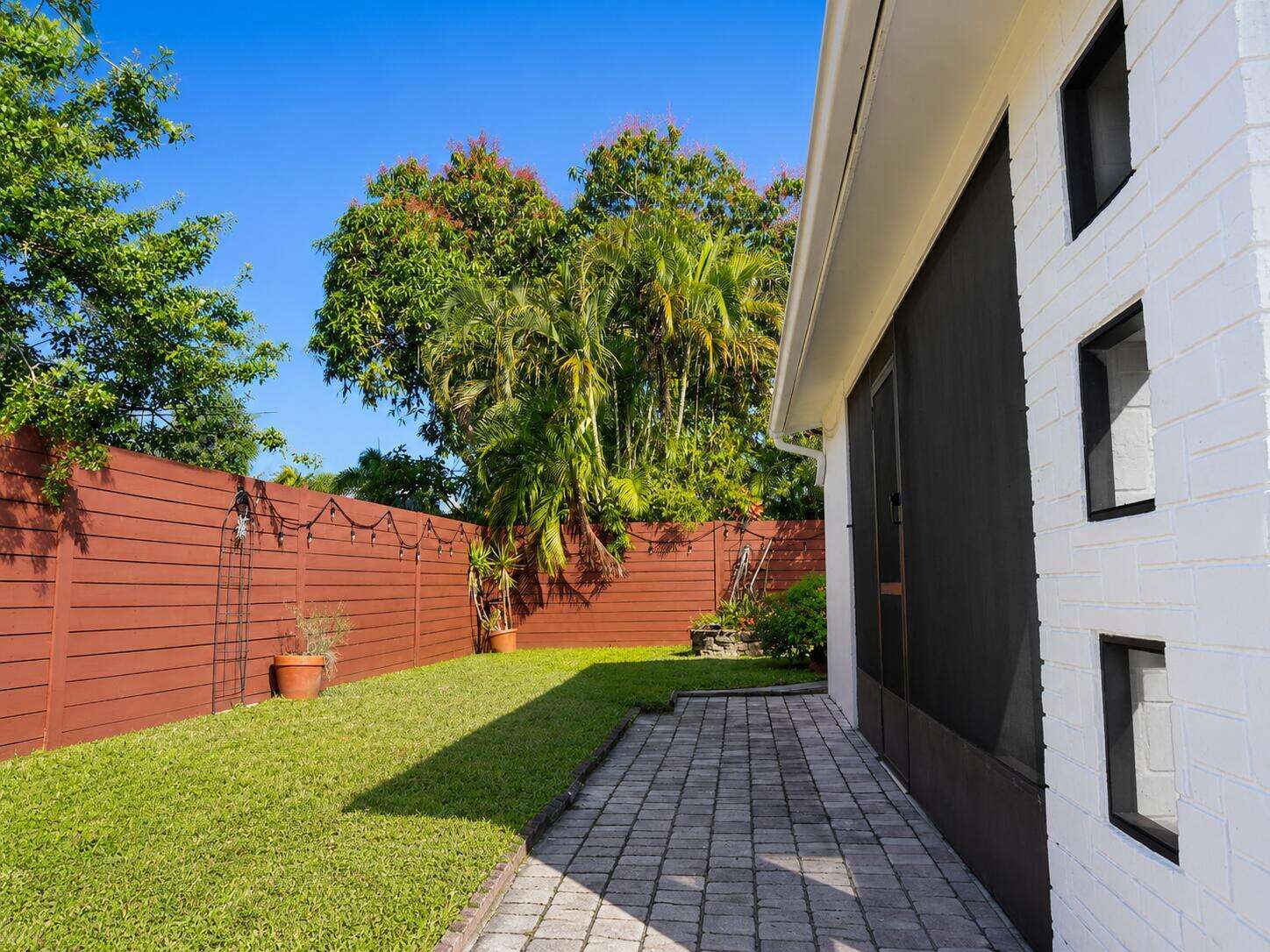 819 2nd, Hallandale Beach, FL 33009 - For Sale photo 25