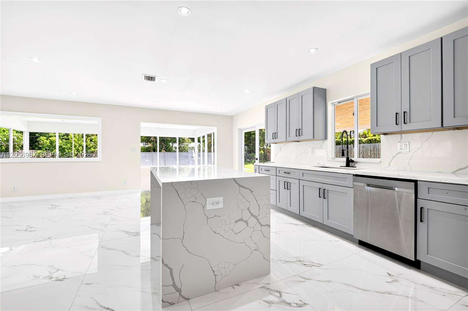 5715 Jackson St, Hollywood, FL 33023 - For Sale photo 19