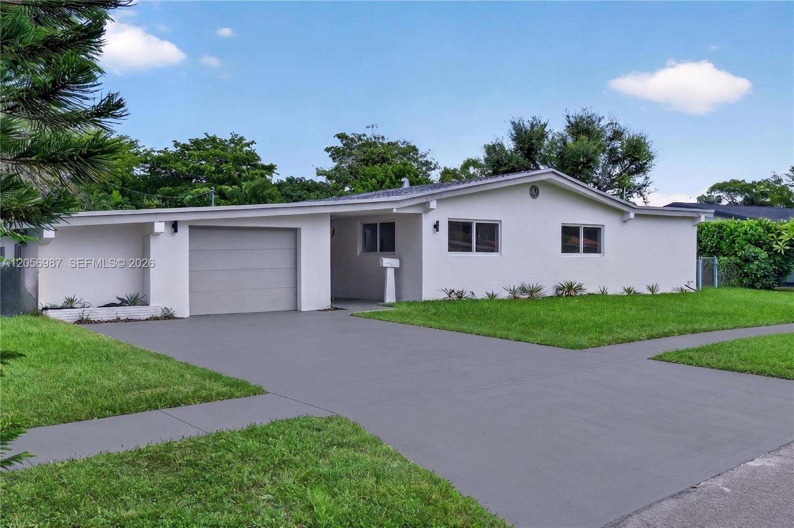 5715 Jackson St, Hollywood, FL 33023 - For Sale photo 3