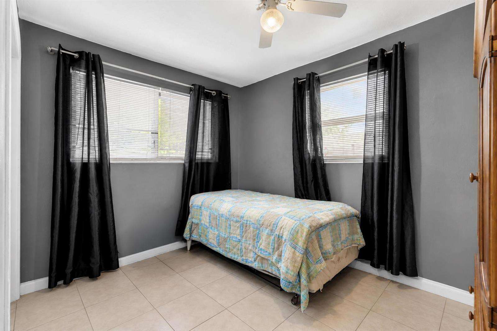 2131 Acapulco, Miramar, FL 33023 - For Sale photo 14