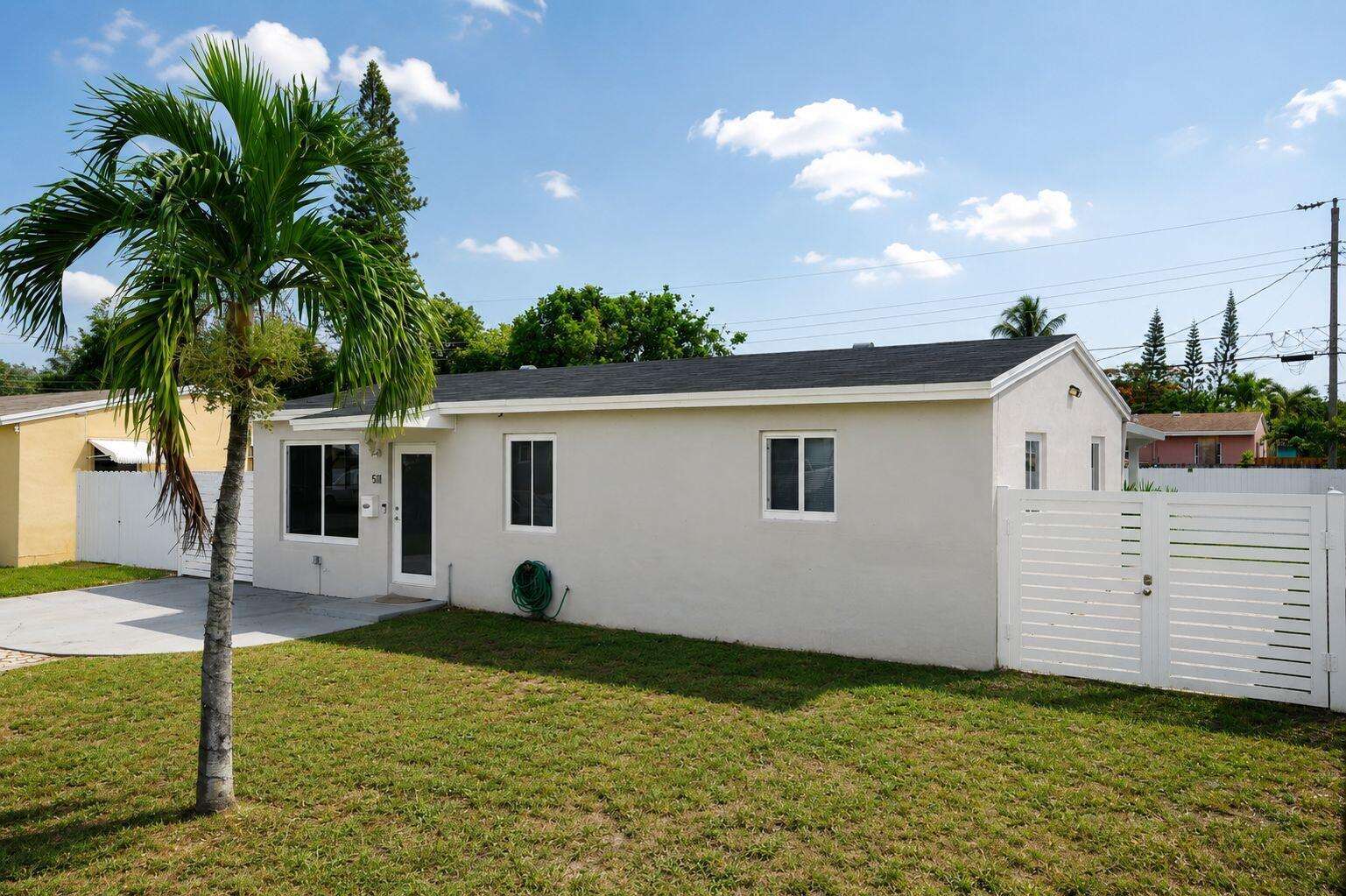 511 69th, Hollywood, FL 33024 - For Sale photo 14