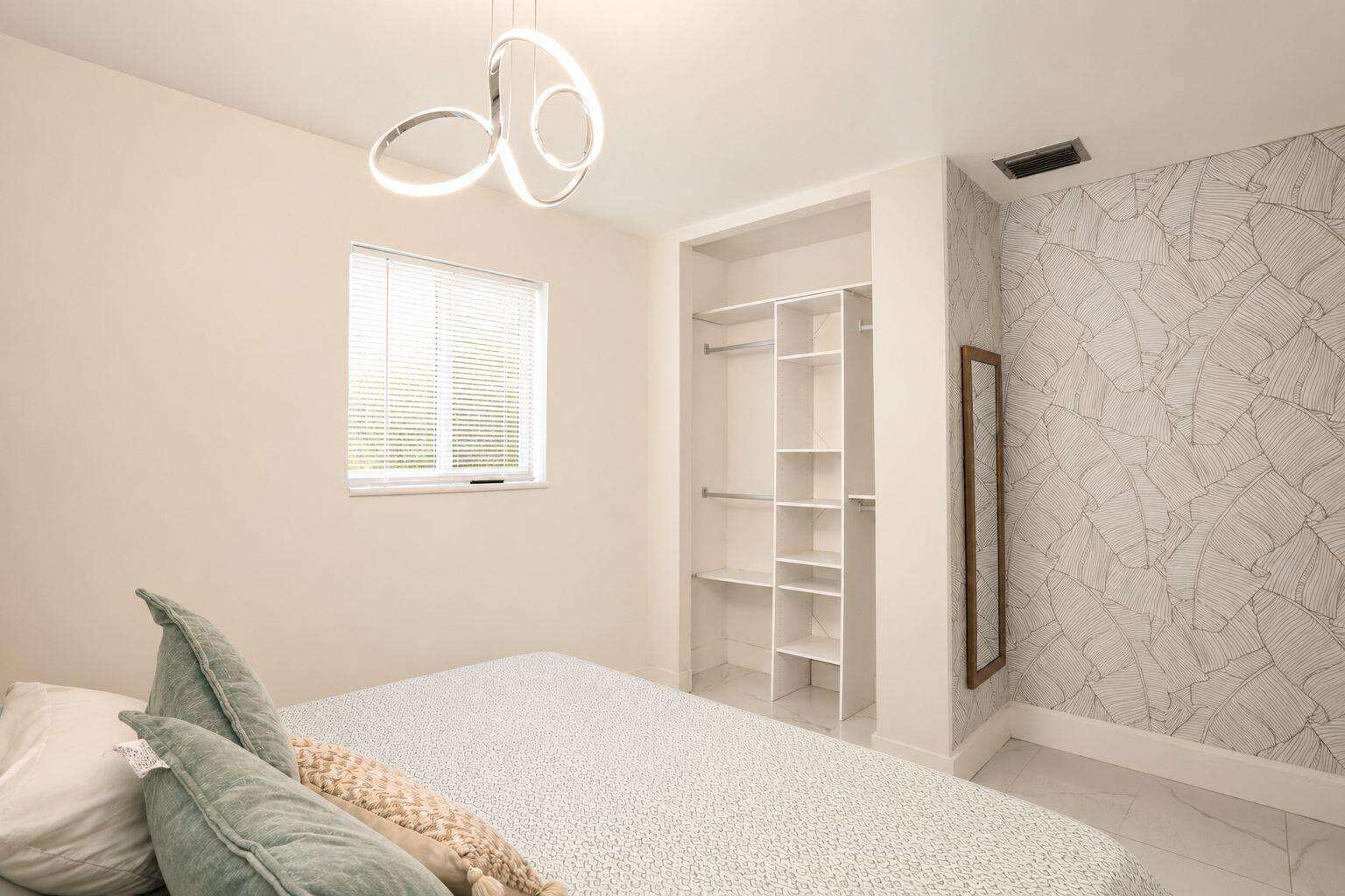 511 69th, Hollywood, FL 33024 - For Sale photo 7