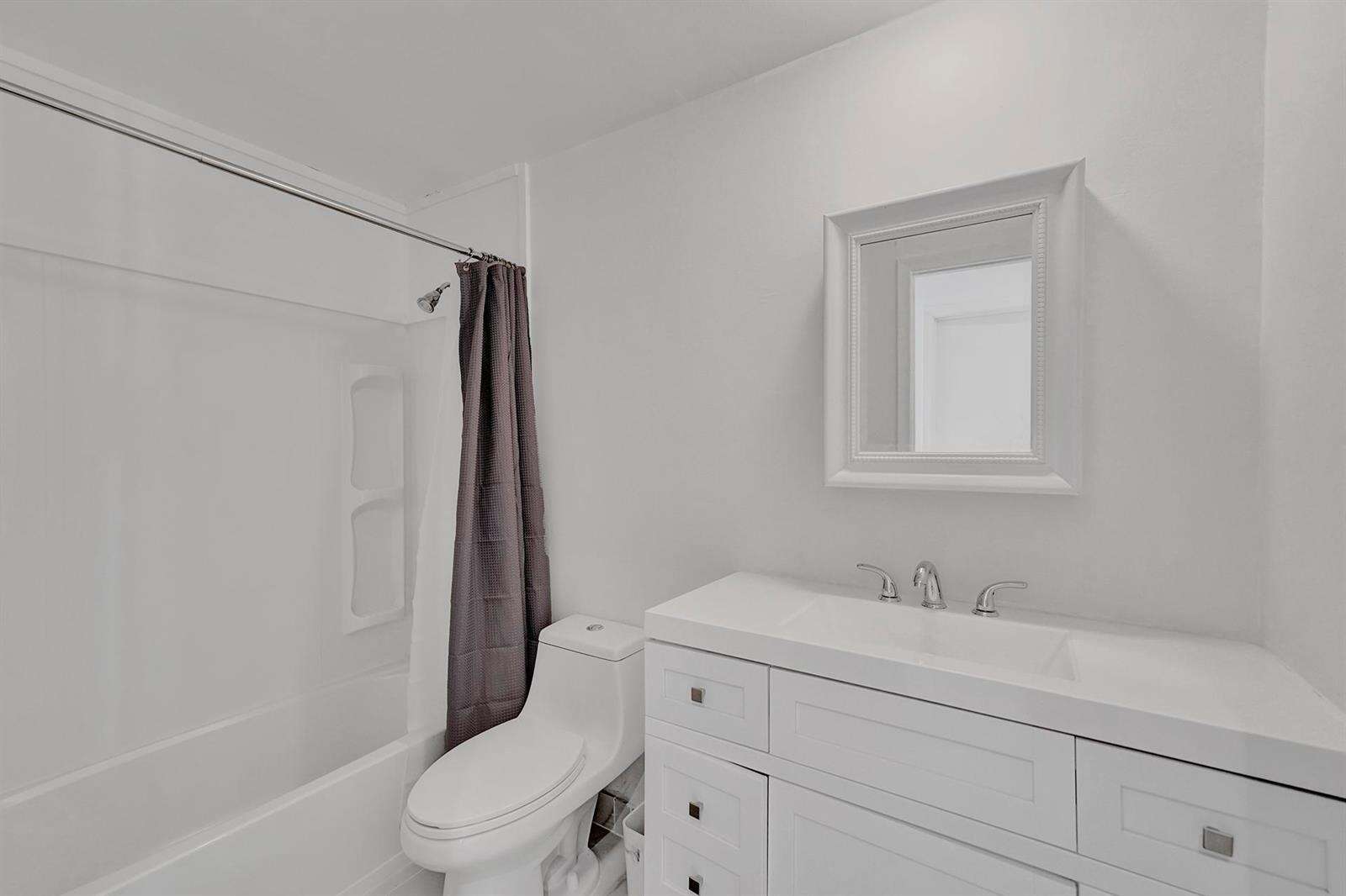 1115 1st, Hallandale Beach, FL 33009 - For Sale photo 17
