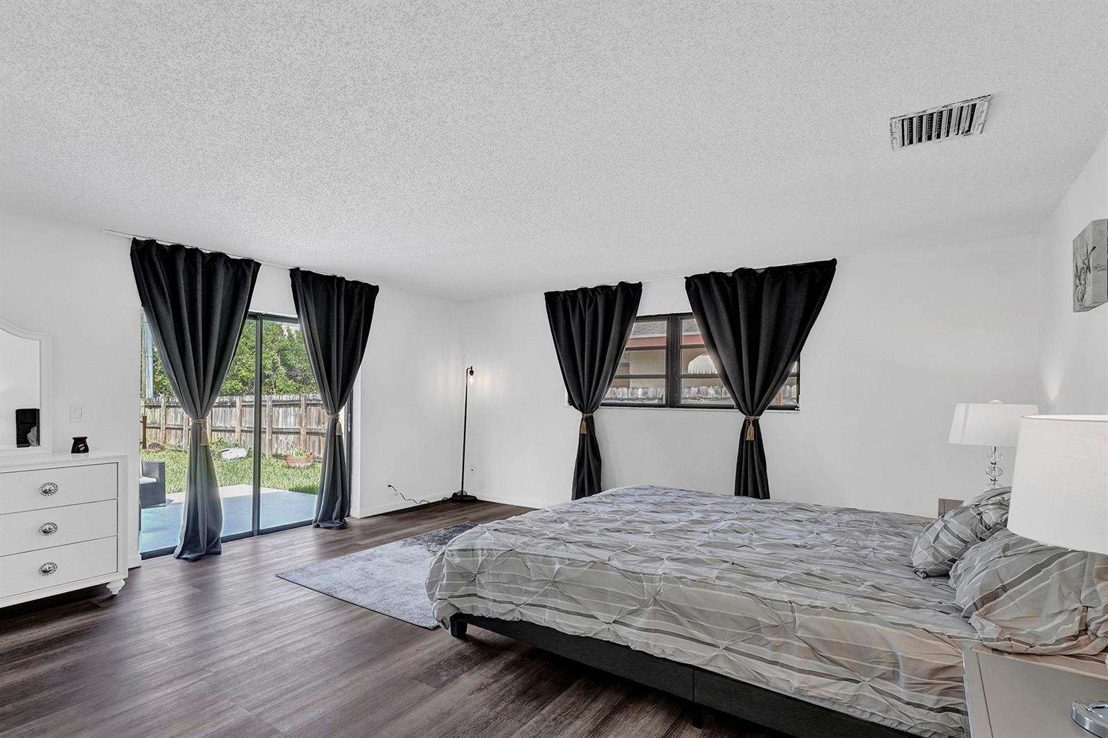 1115 1st, Hallandale Beach, FL 33009 - For Sale photo 6