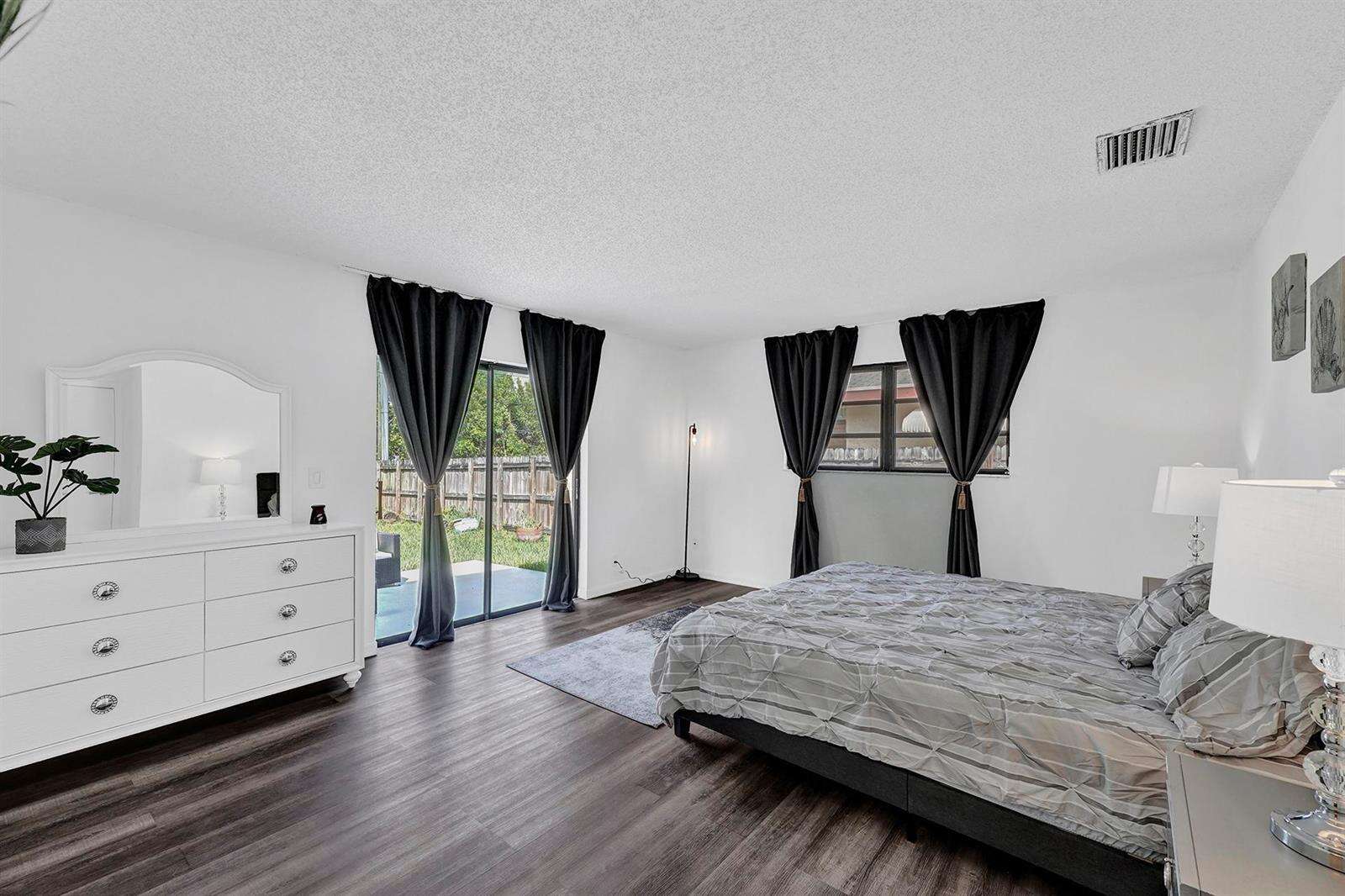 1115 1st, Hallandale Beach, FL 33009 - For Sale photo 7
