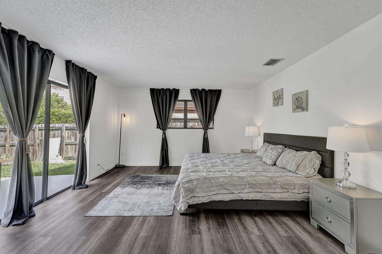 1115 1st, Hallandale Beach, FL 33009 - For Sale photo 8