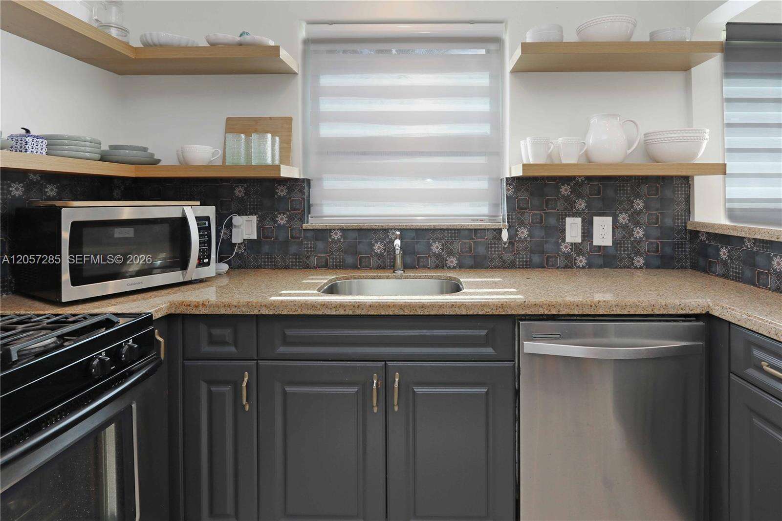 405 16th Ave, Hollywood, FL 33020 - For Sale photo 13