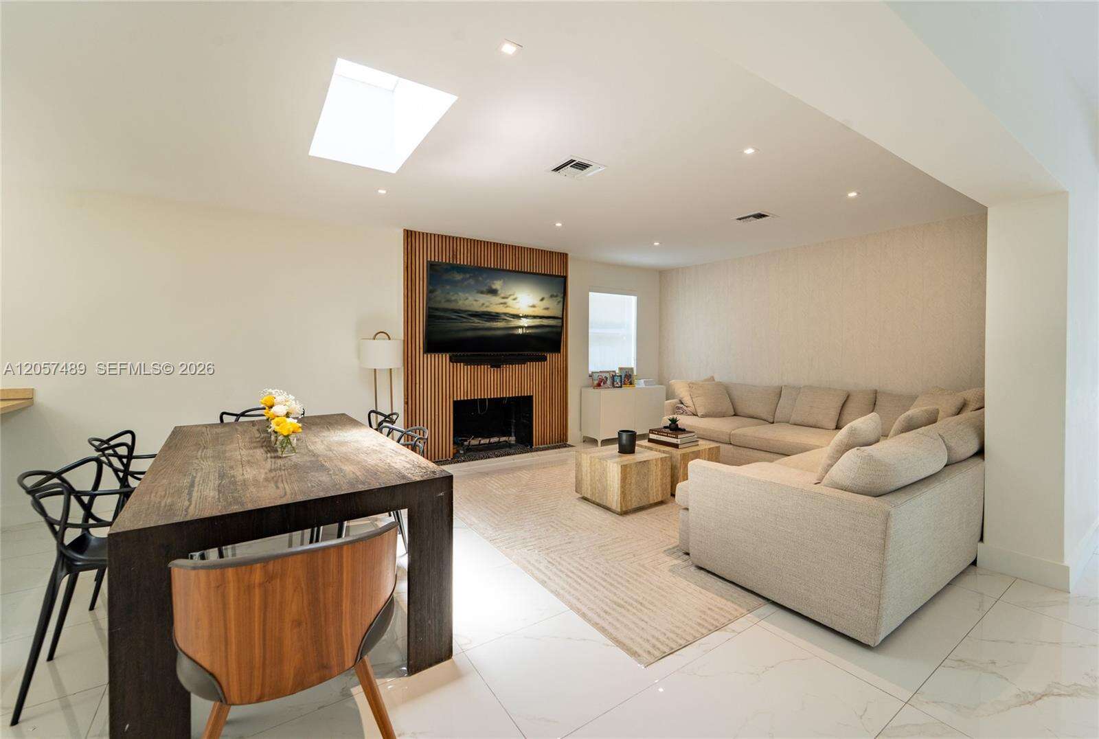 1777 Daytonia Rd, Miami Beach, FL 33141 - For Sale photo 8