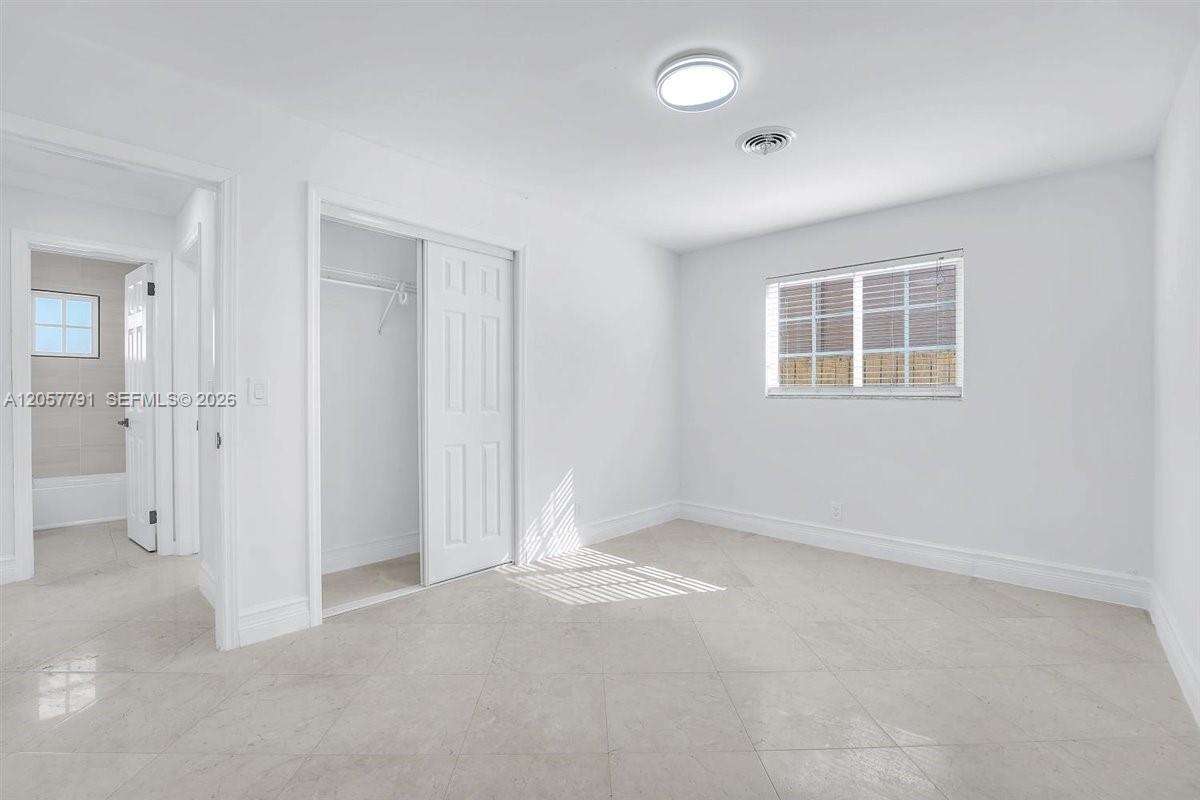 2005 36th Ave, Hollywood, FL 33021 - For Sale photo 16