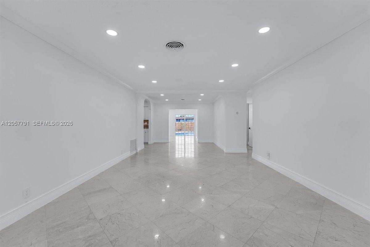 2005 36th Ave, Hollywood, FL 33021 - For Sale photo 3