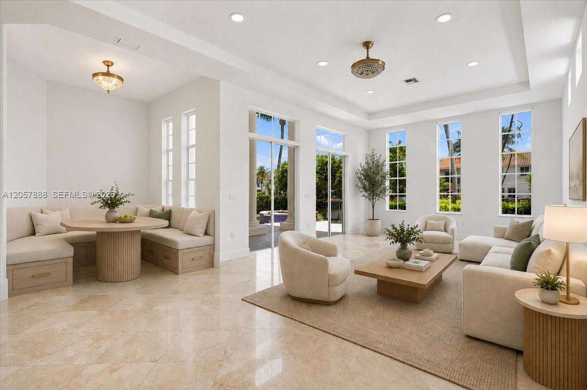 996 Sanibel Dr, Hollywood, FL 33019 - For Sale photo 5