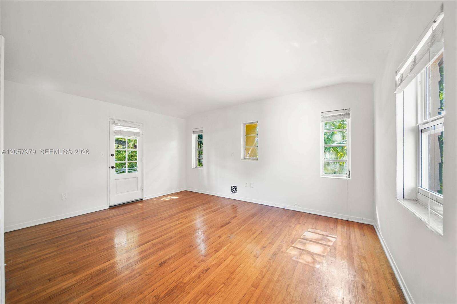 5842 Alton Rd, Miami Beach, FL 33140 - For Sale photo 31