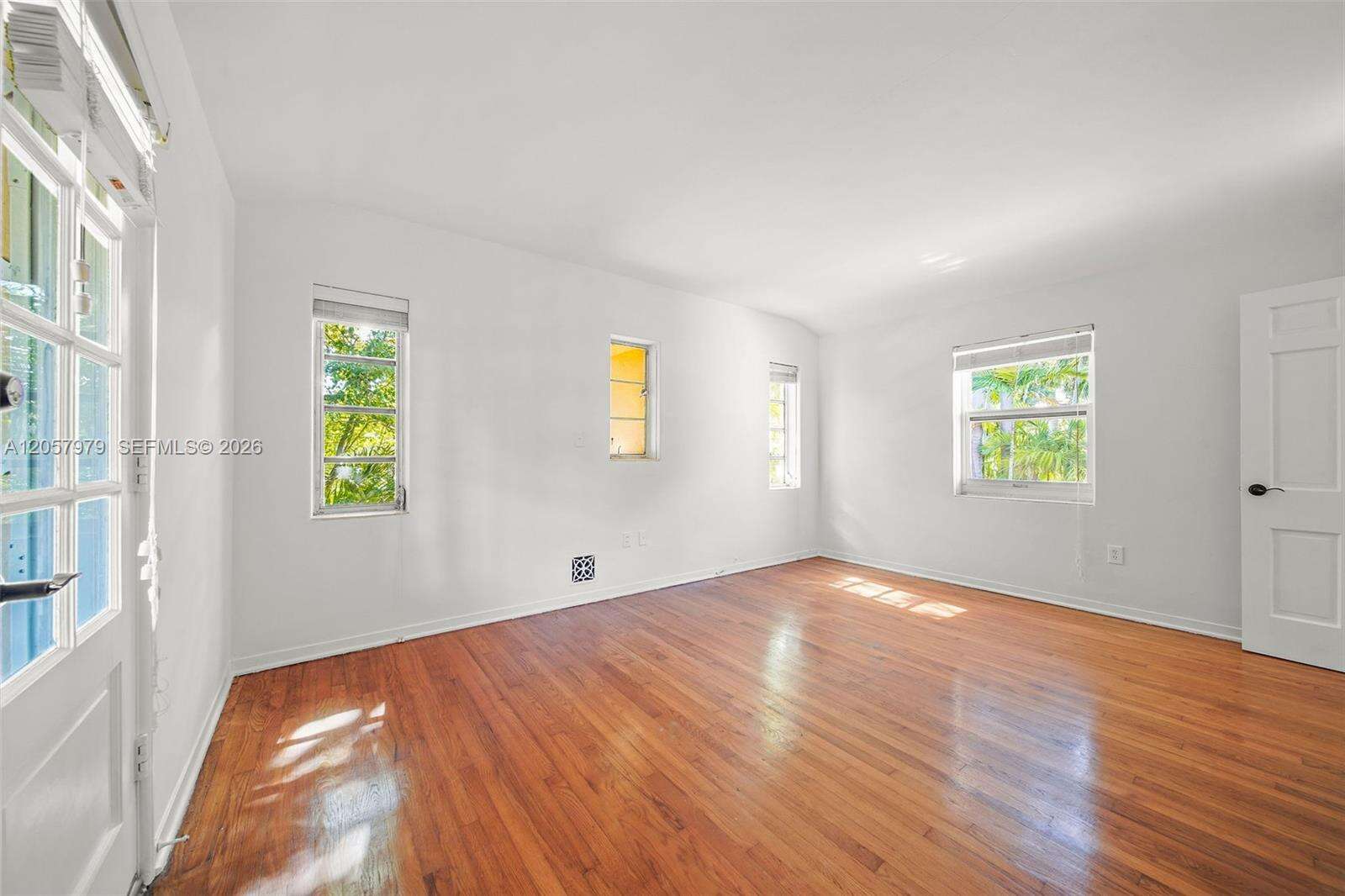 5842 Alton Rd, Miami Beach, FL 33140 - For Sale photo 33