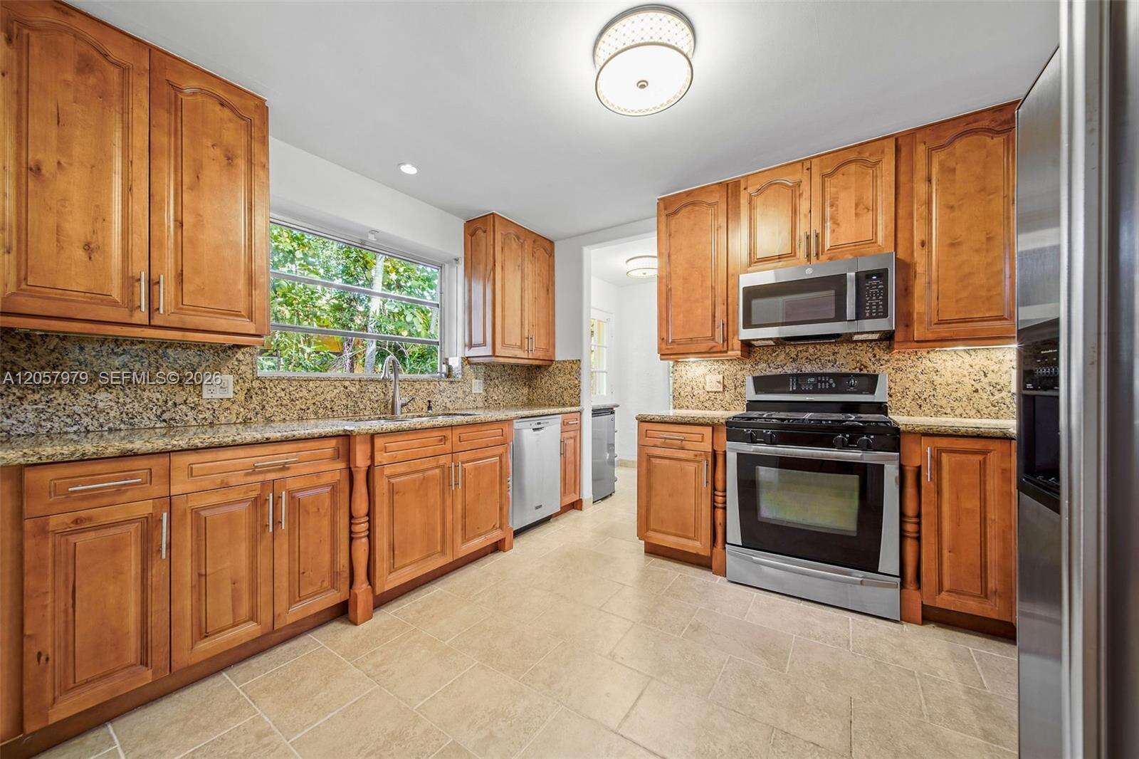 5842 Alton Rd, Miami Beach, FL 33140 - For Sale photo 5