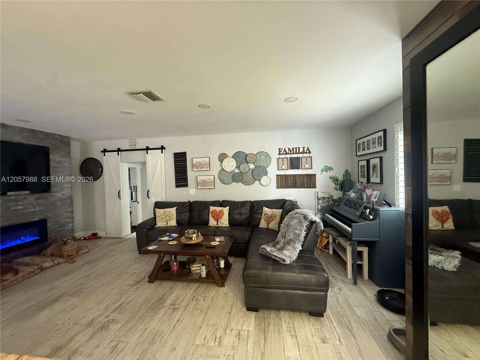 701 4th Ct, Hallandale Beach, FL 33009 - For Sale photo 31