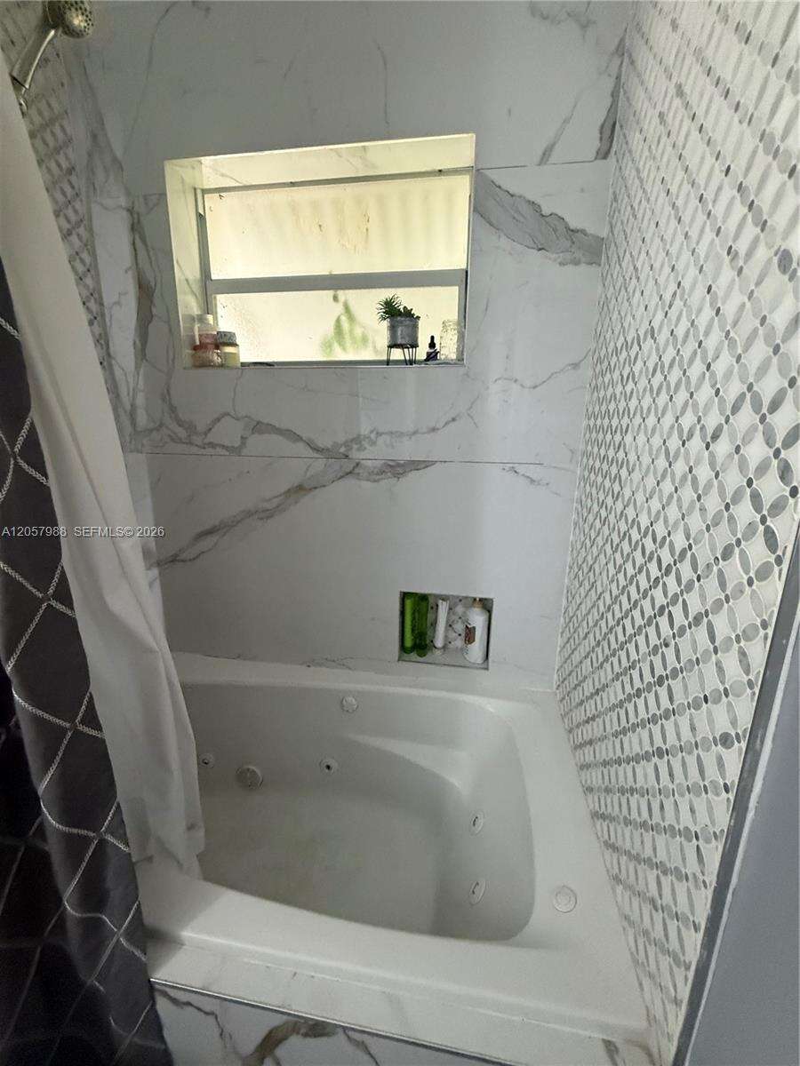 701 4th Ct, Hallandale Beach, FL 33009 - For Sale photo 41