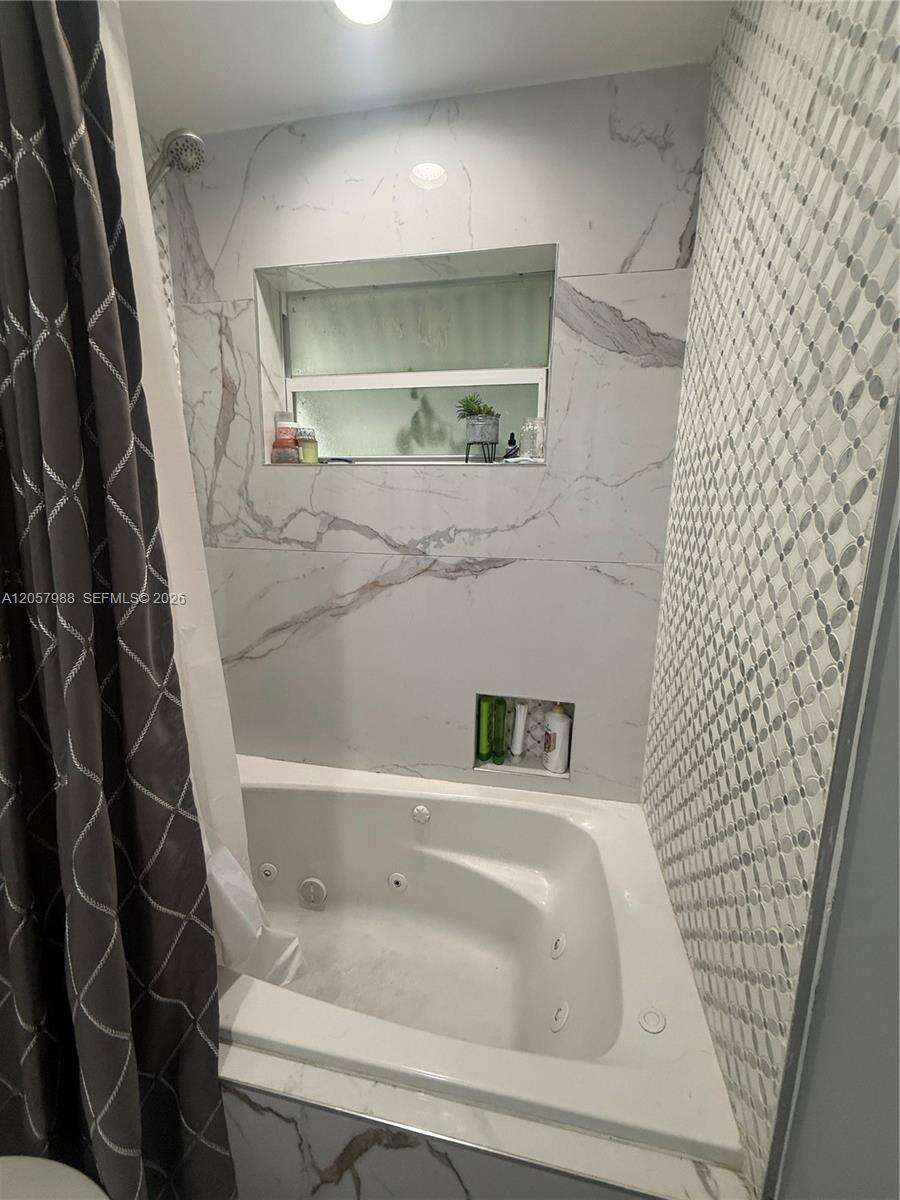 701 4th Ct, Hallandale Beach, FL 33009 - For Sale photo 43