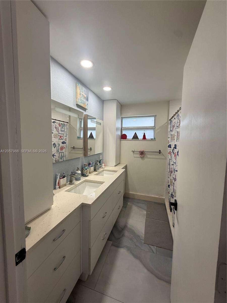 701 4th Ct, Hallandale Beach, FL 33009 - For Sale photo 46