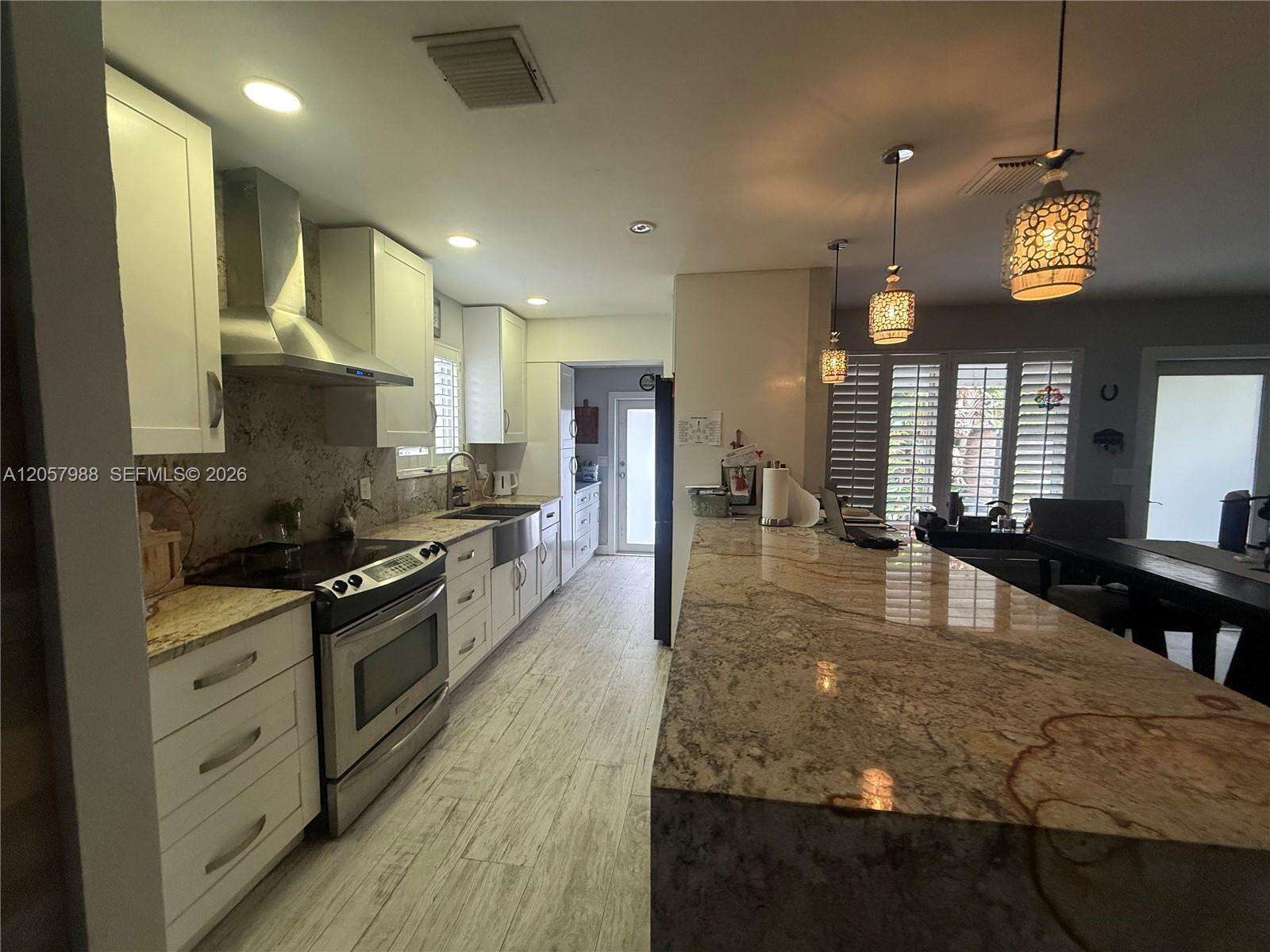701 4th Ct, Hallandale Beach, FL 33009 - For Sale photo 6