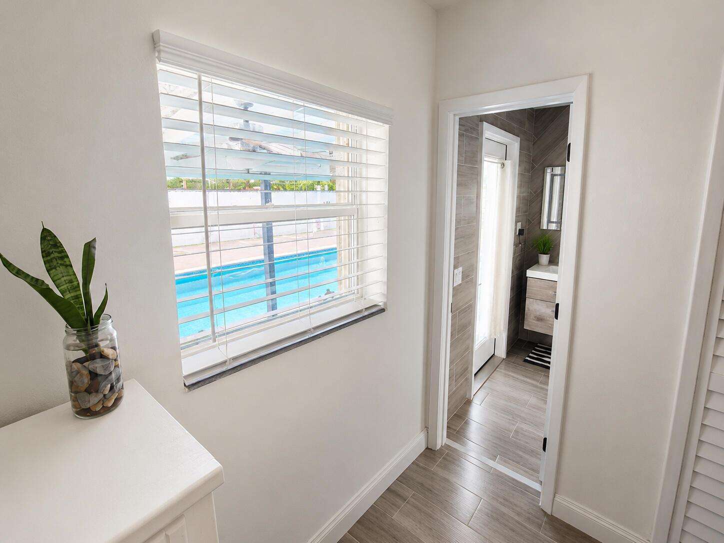 7120 13th, Pembroke Pines, FL 33023 - For Sale photo 11