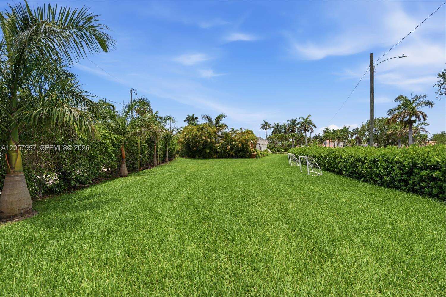 1204 Northlake Dr, Hollywood, FL 33019 - For Sale photo 9