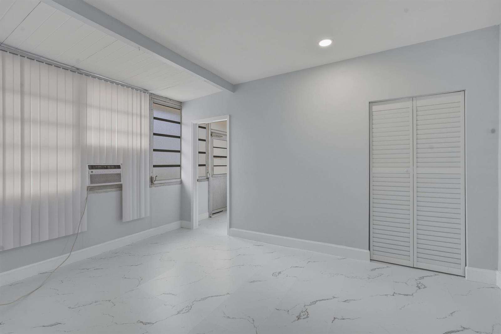 1114 Johnson, Hollywood, FL 33019 - For Sale photo 16
