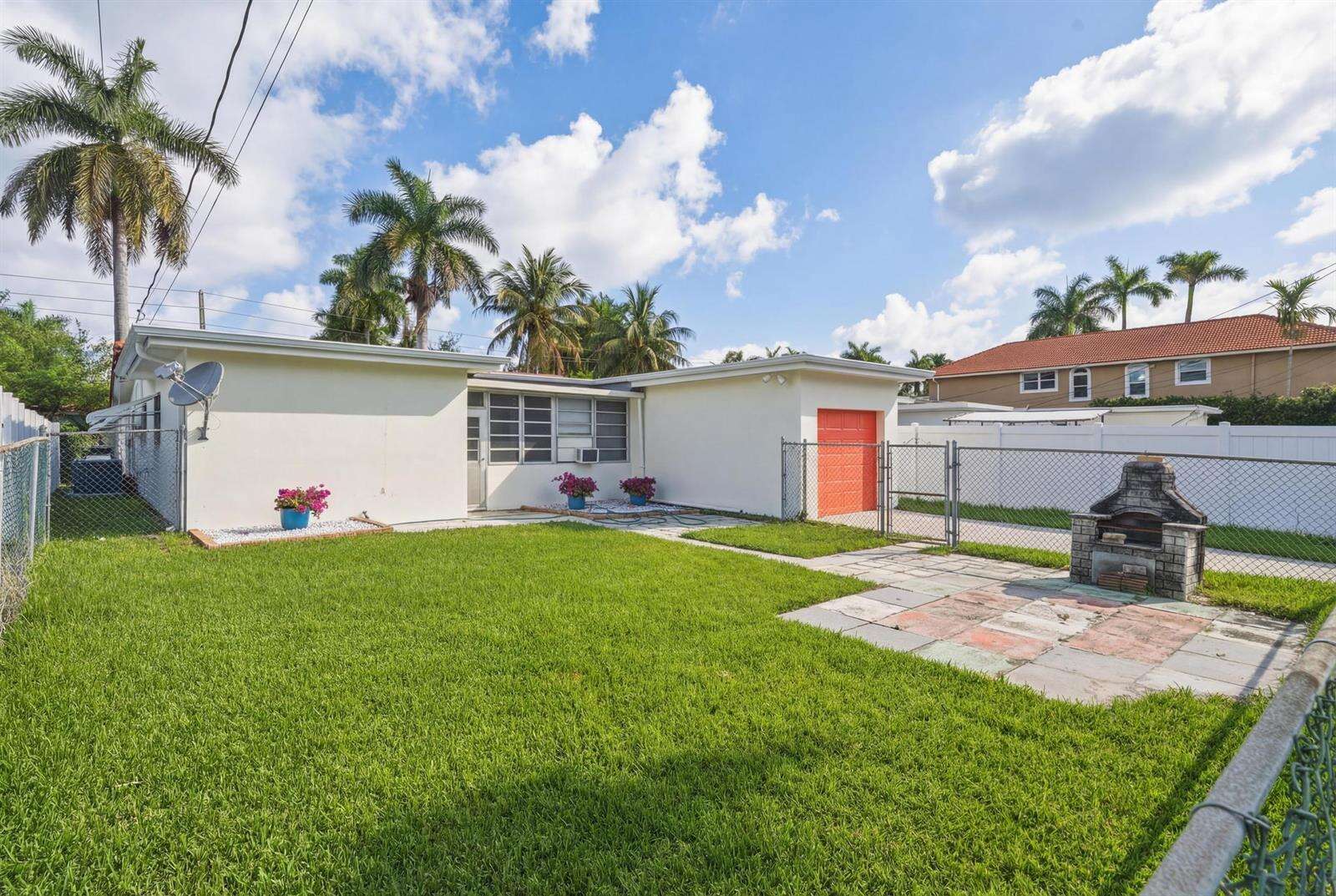 1114 Johnson, Hollywood, FL 33019 - For Sale photo 19