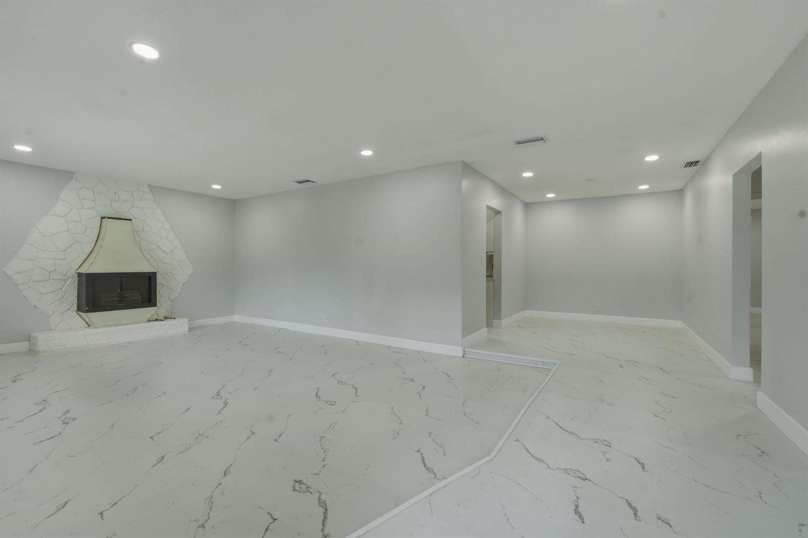 1114 Johnson, Hollywood, FL 33019 - For Sale photo 7