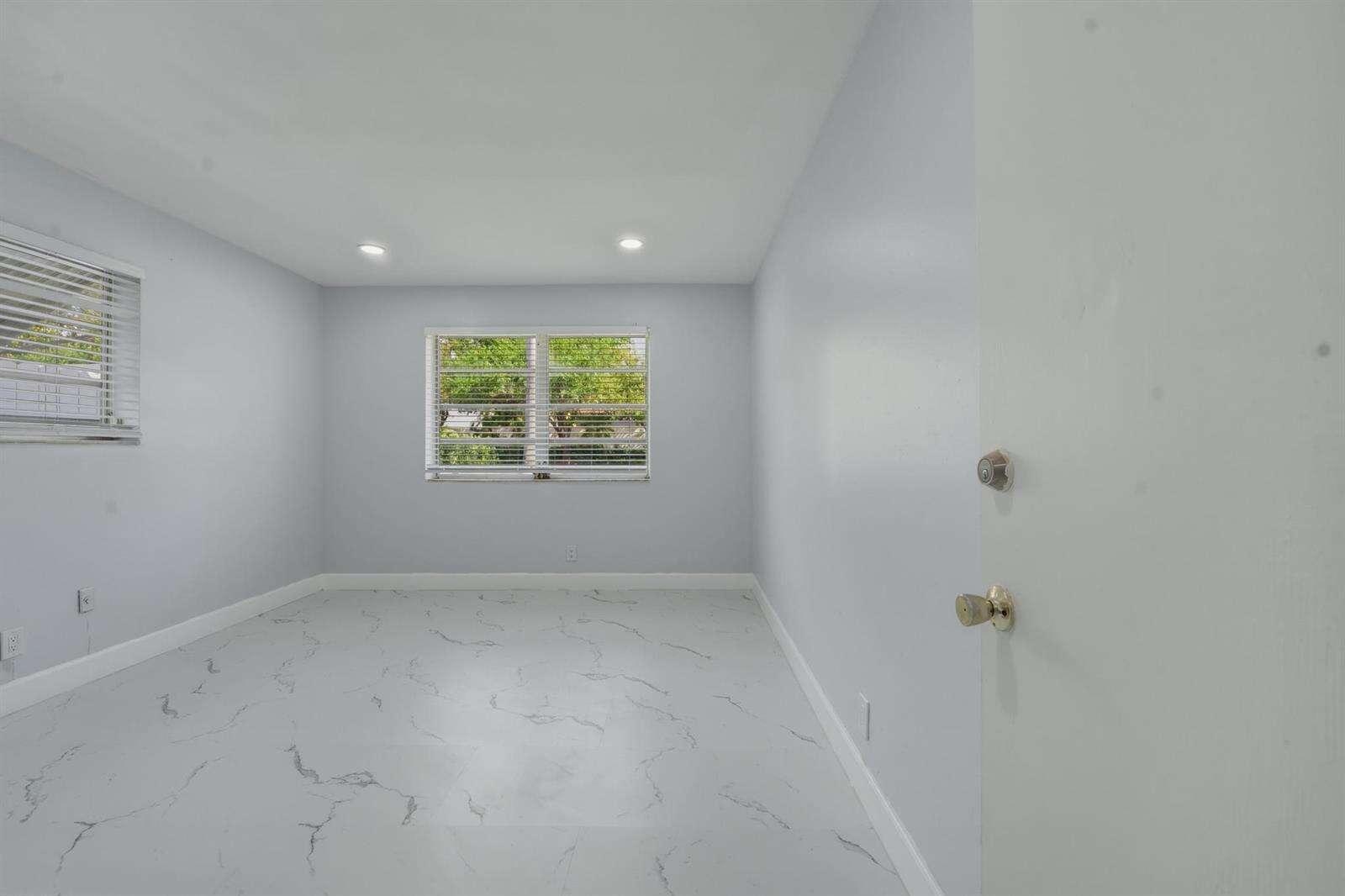 1114 Johnson, Hollywood, FL 33019 - For Sale photo 9