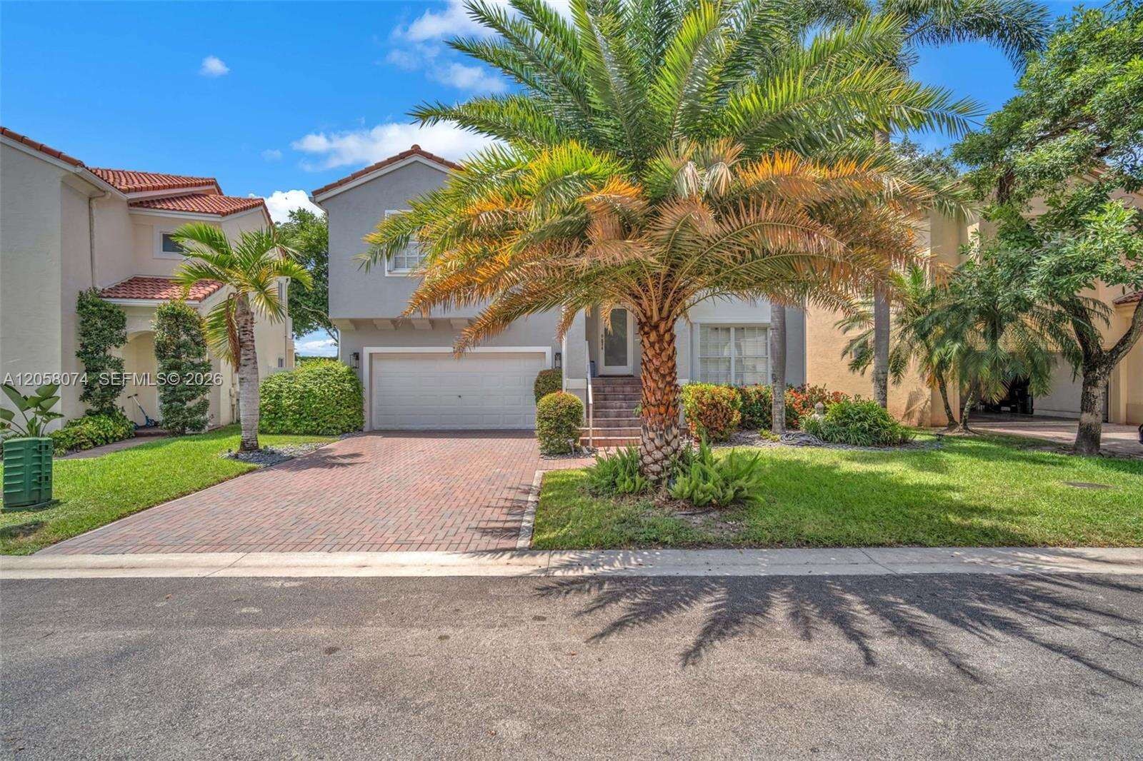 7565 19th Dr, Pembroke Pines, FL 33024 - For Sale photo 2
