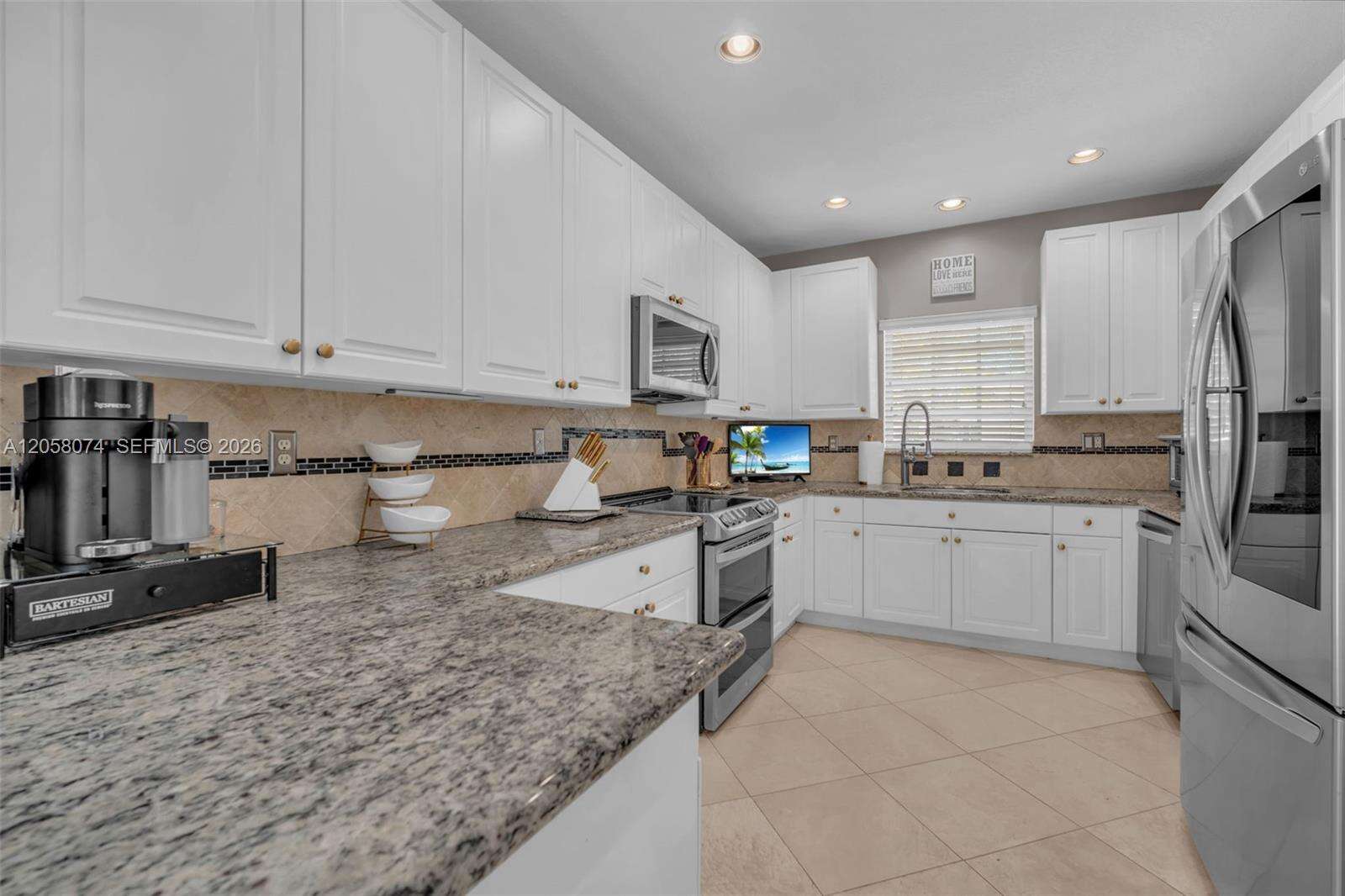 7565 19th Dr, Pembroke Pines, FL 33024 - For Sale photo 17