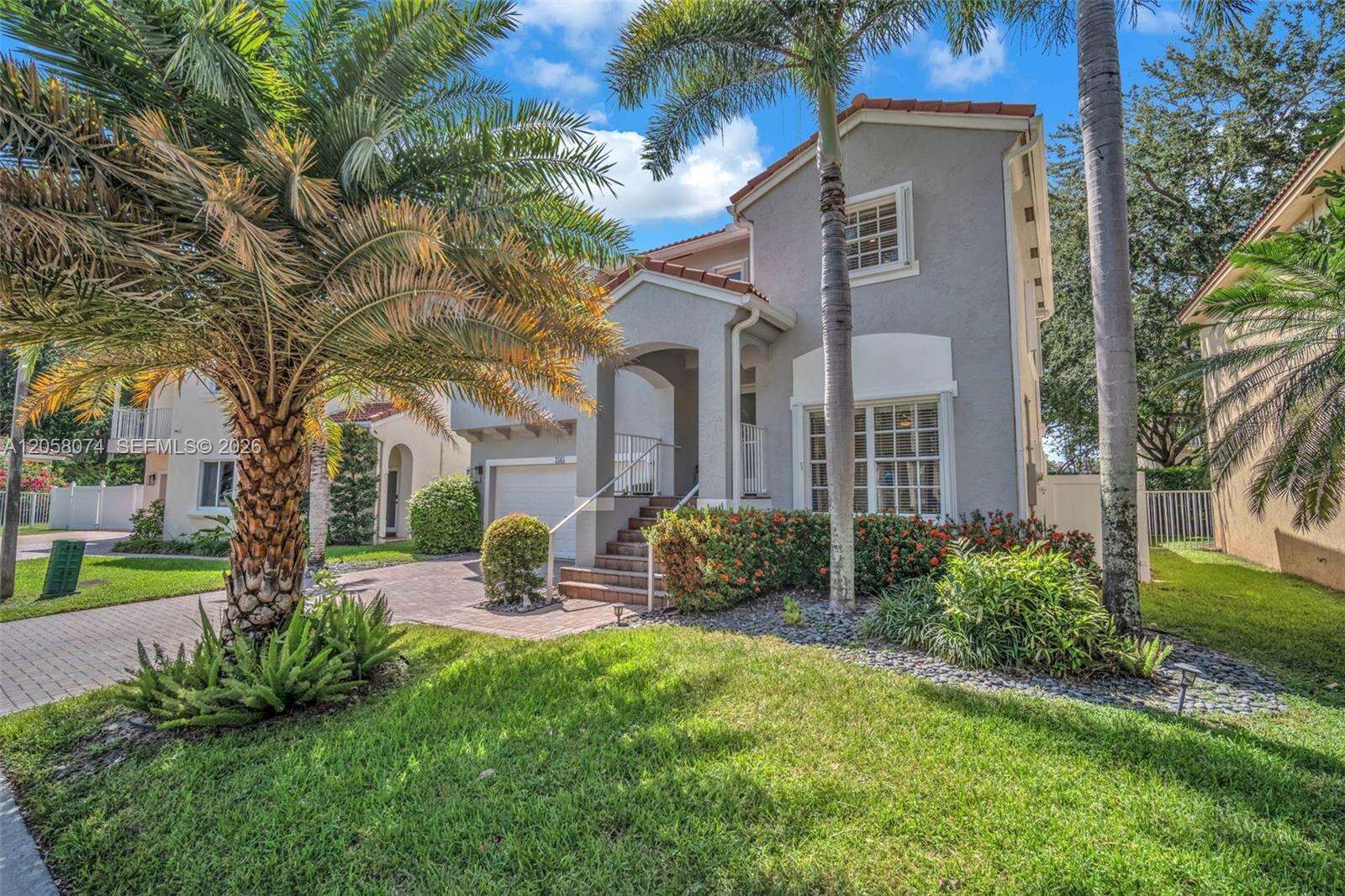 7565 19th Dr, Pembroke Pines, FL 33024 - For Sale photo 3