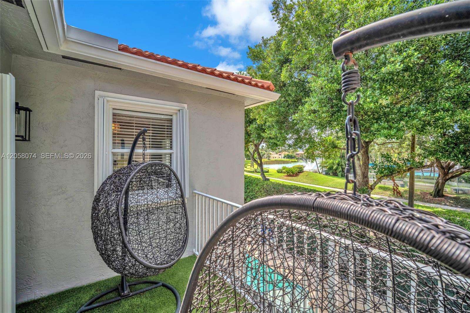7565 19th Dr, Pembroke Pines, FL 33024 - For Sale photo 24