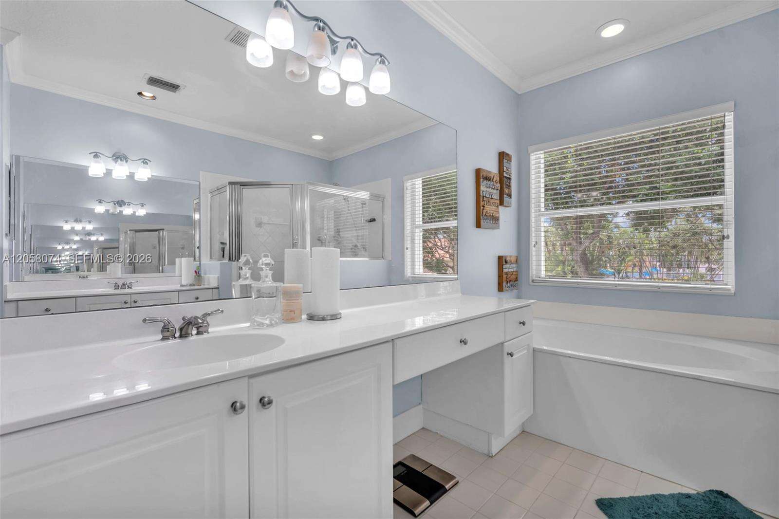 7565 19th Dr, Pembroke Pines, FL 33024 - For Sale photo 28
