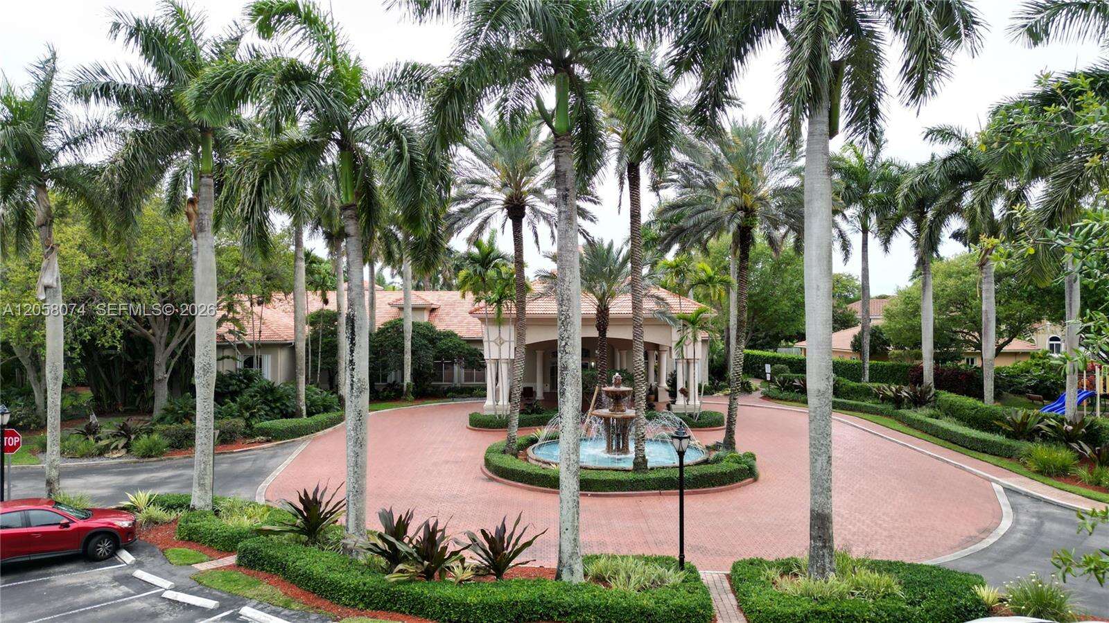 7565 19th Dr, Pembroke Pines, FL 33024 - For Sale photo 49