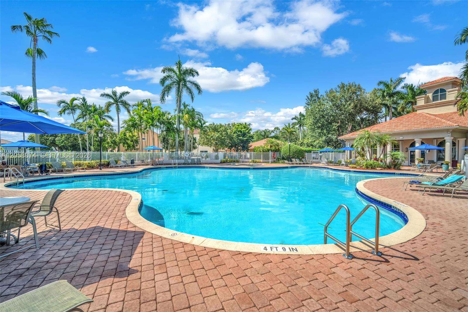 7565 19th Dr, Pembroke Pines, FL 33024 - For Sale photo 52