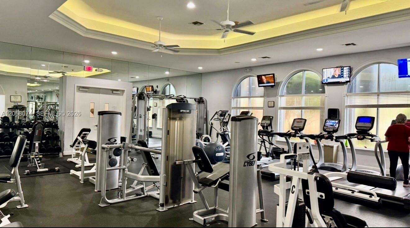 7565 19th Dr, Pembroke Pines, FL 33024 - For Sale photo 56