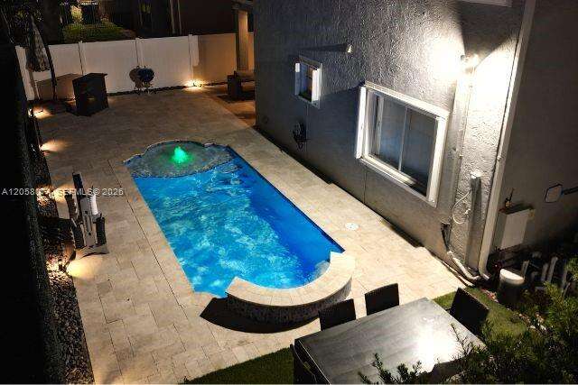 7565 19th Dr, Pembroke Pines, FL 33024 - For Sale photo 62