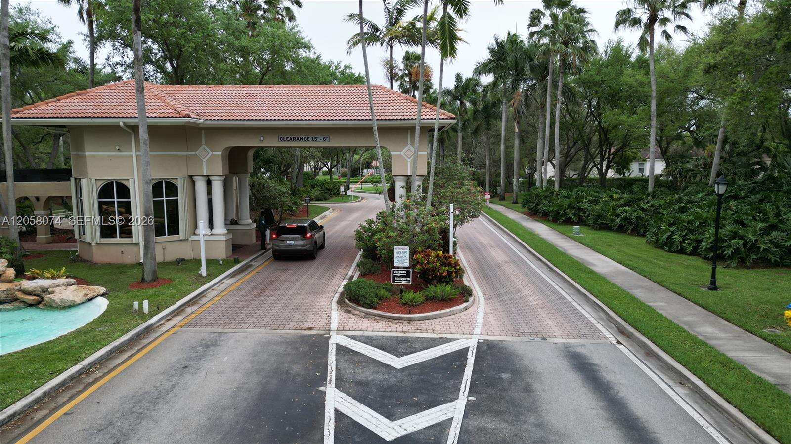 7565 19th Dr, Pembroke Pines, FL 33024 - For Sale photo 68