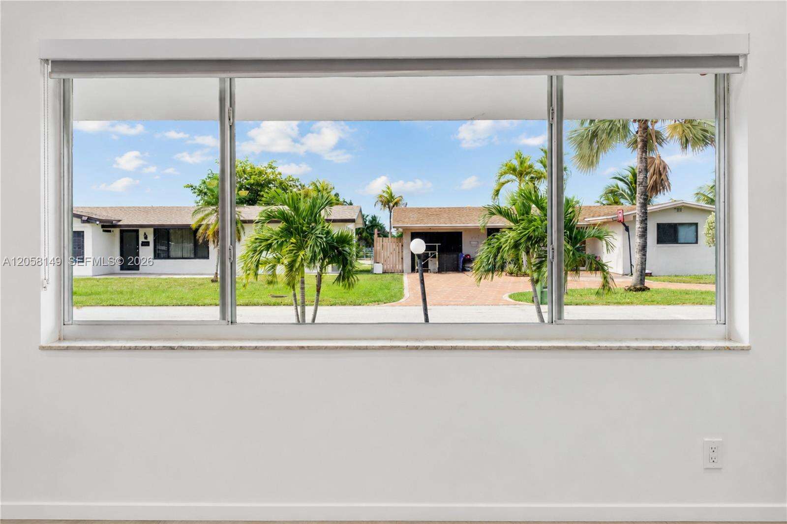 8720 11th St, Pembroke Pines, FL 33024 - For Sale photo 12