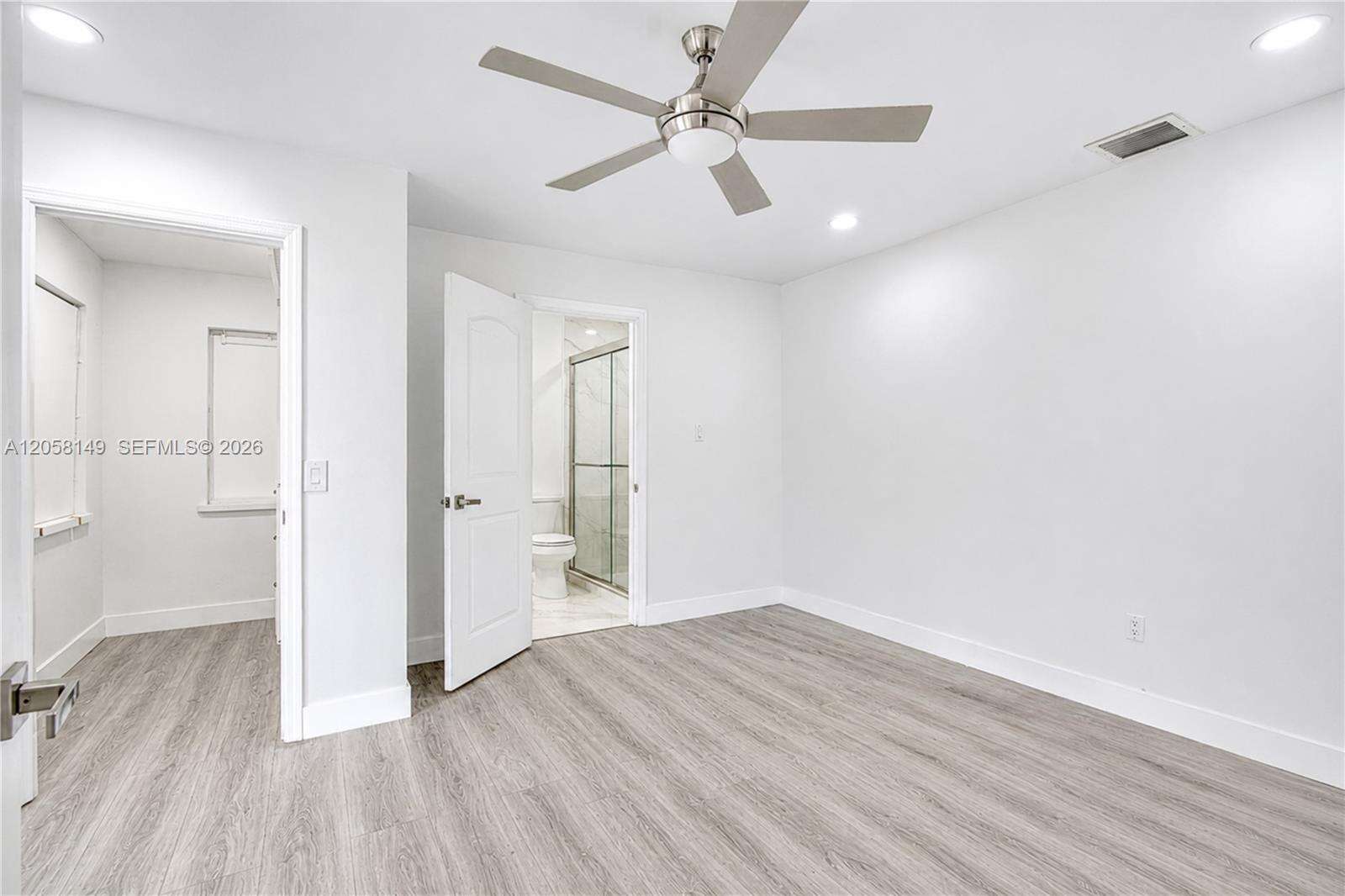 8720 11th St, Pembroke Pines, FL 33024 - For Sale photo 16
