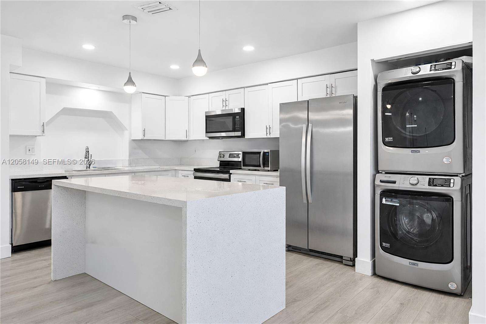 8720 11th St, Pembroke Pines, FL 33024 - For Sale photo 6