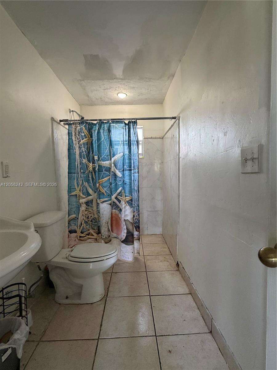 107 Edmund Rd, West Park, FL 33023 - For Sale photo 12