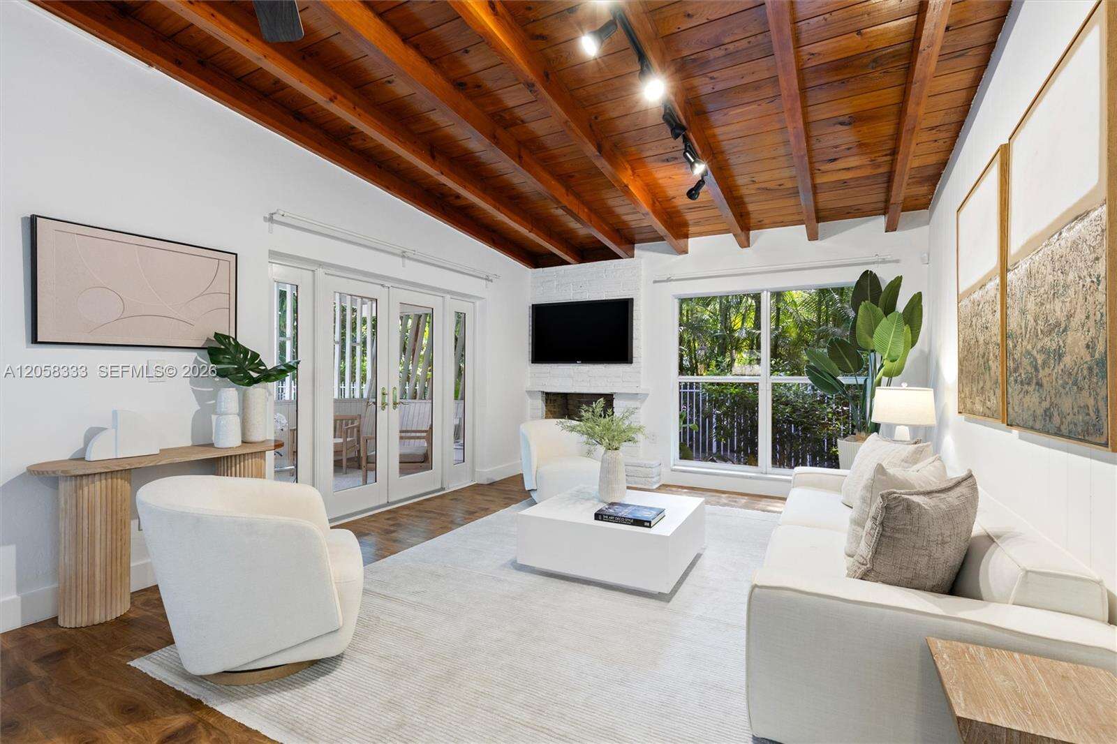 3700 Loquat Ave, Miami, FL 33133 - For Sale photo 3
