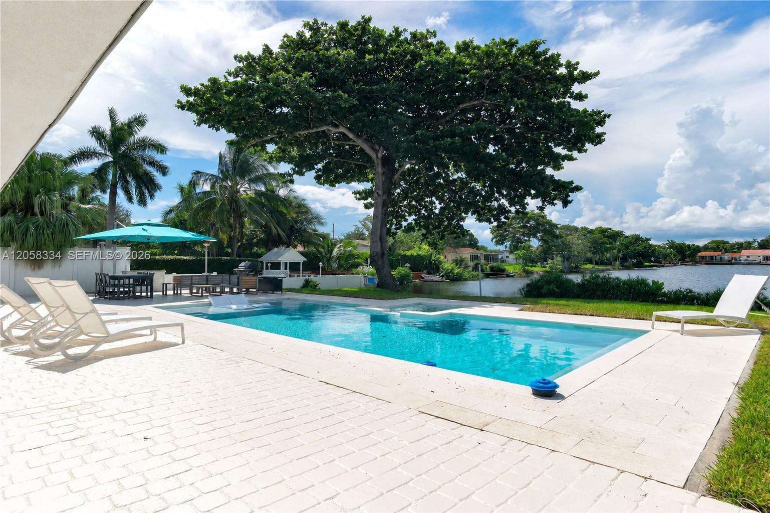 20950 25th Ct, Miami, FL 33180 - For Sale photo 26