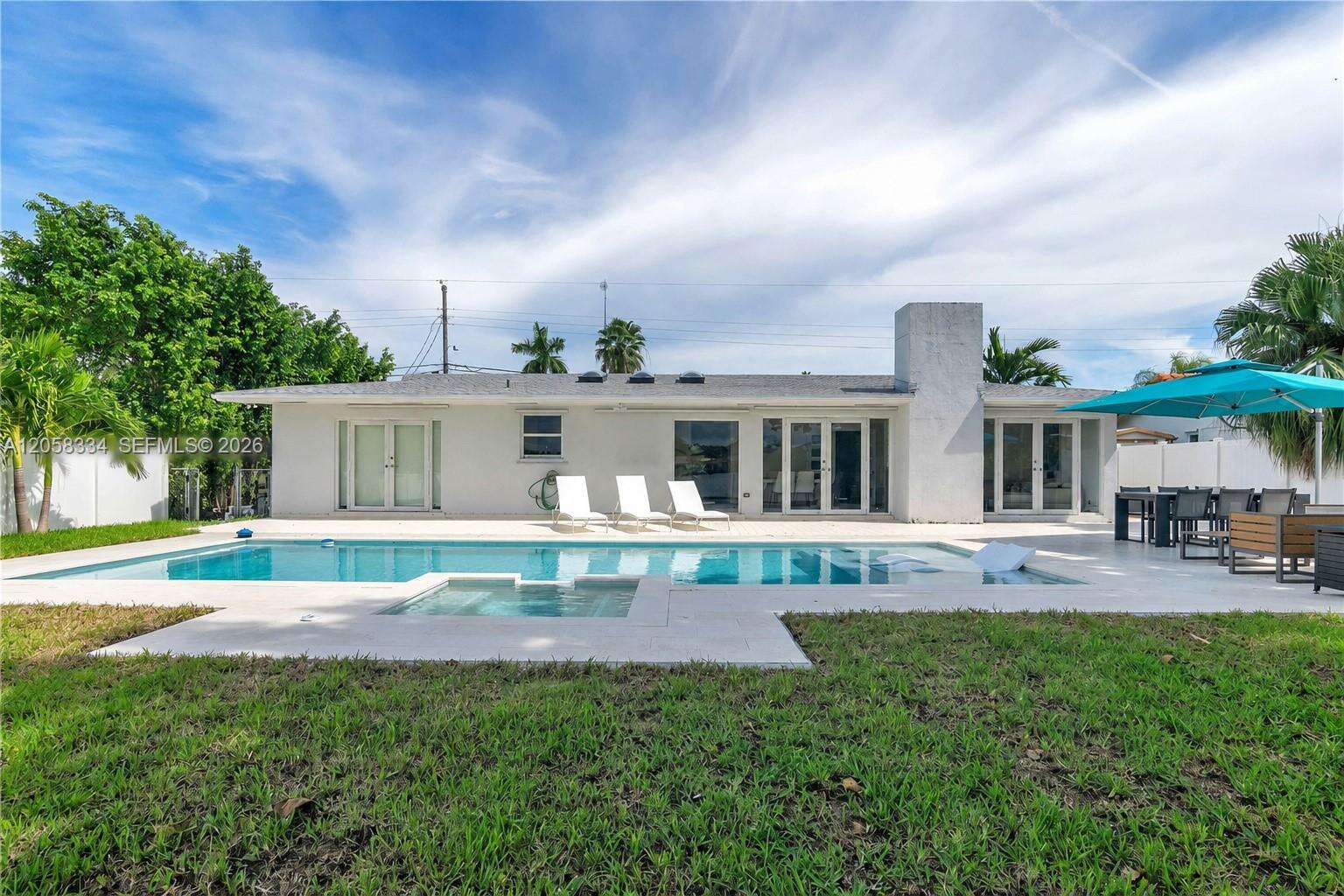 20950 25th Ct, Miami, FL 33180 - For Sale photo 5