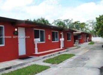 2513 Lincoln St, Hollywood, FL 33020 - For Sale photo 1