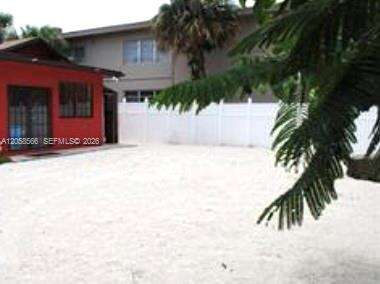 2513 Lincoln St, Hollywood, FL 33020 - For Sale photo 8