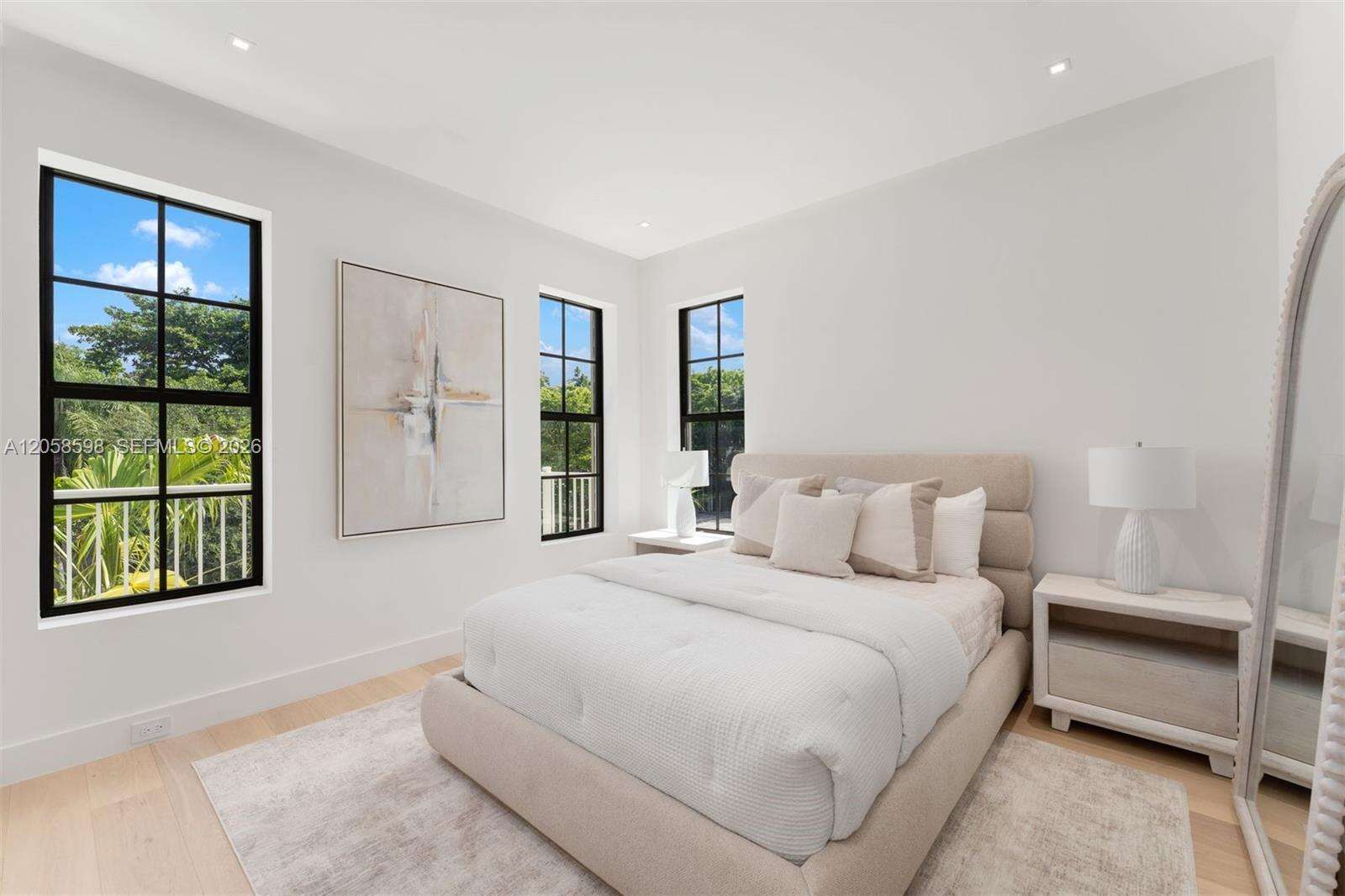 3352 Charles Ave, Miami, FL 33133 - For Sale photo 13